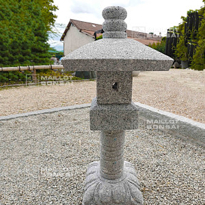 lanterne-granit