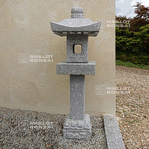 lanterne-granit