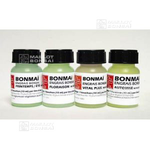 Lot de 4  engrais liquide bonmaï Pt,Fl,A,Vi.