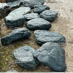 japanese-grey-green-sanba-ishi-stepping-stones