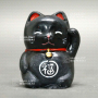 maneki-neko-black-lucky-charm-cat